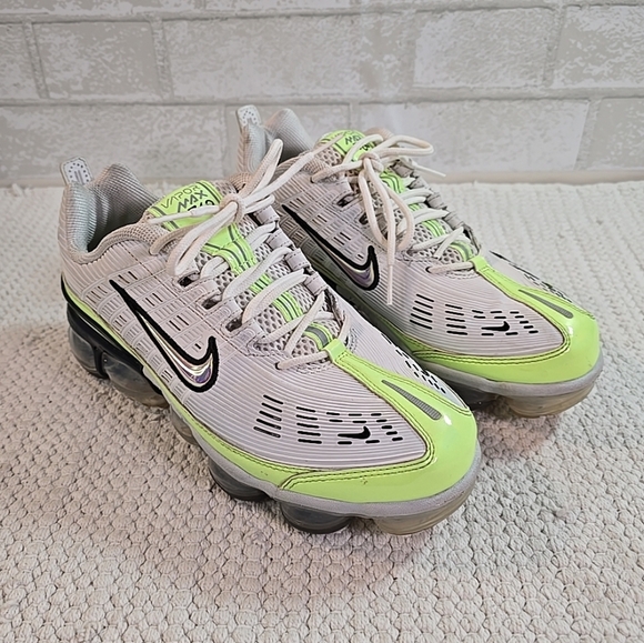 Nike Mens Air VaporMax 360 CK2718-100 White Neon Green...